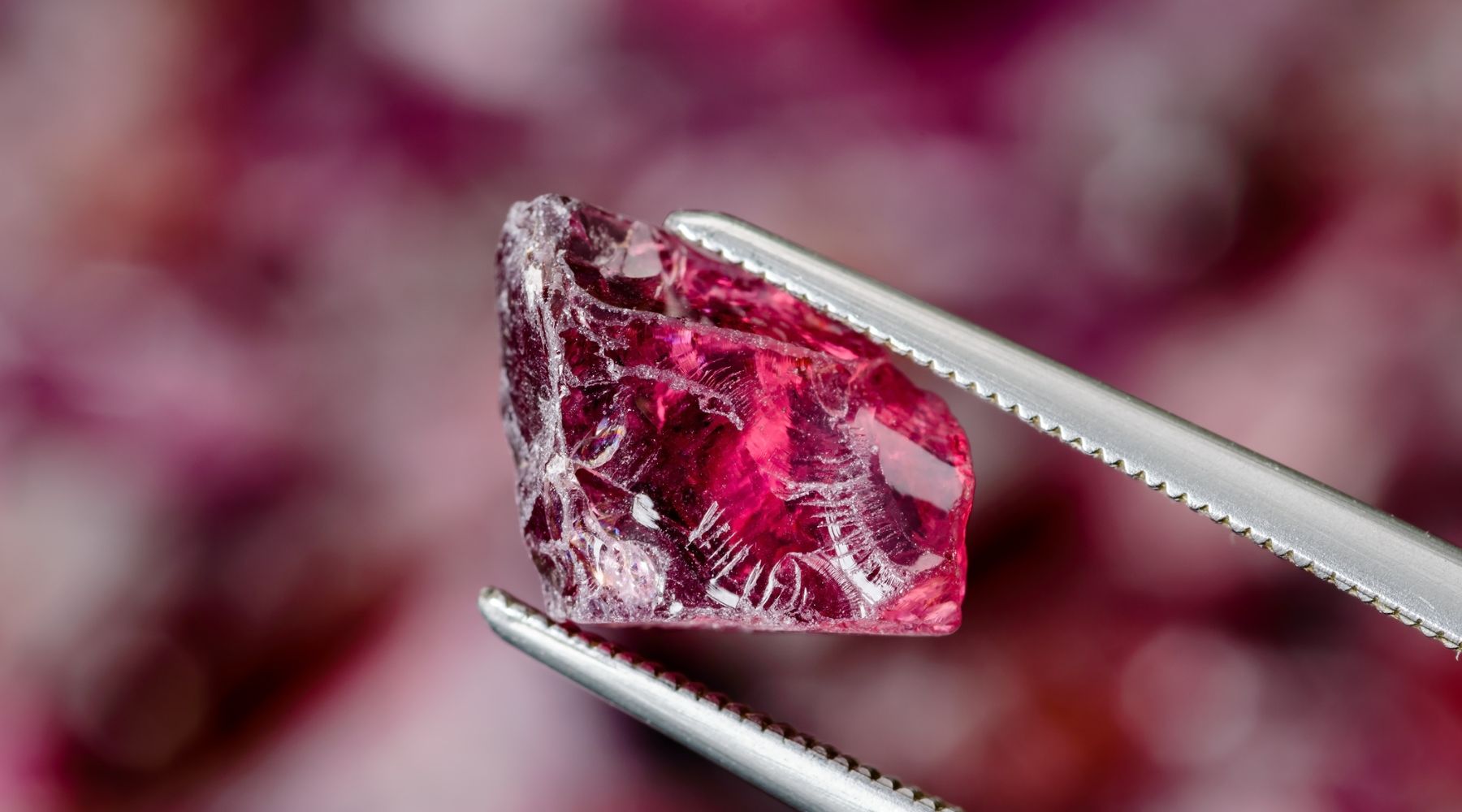 Garnet: The Fiery Gemstone of Vitality and Protection